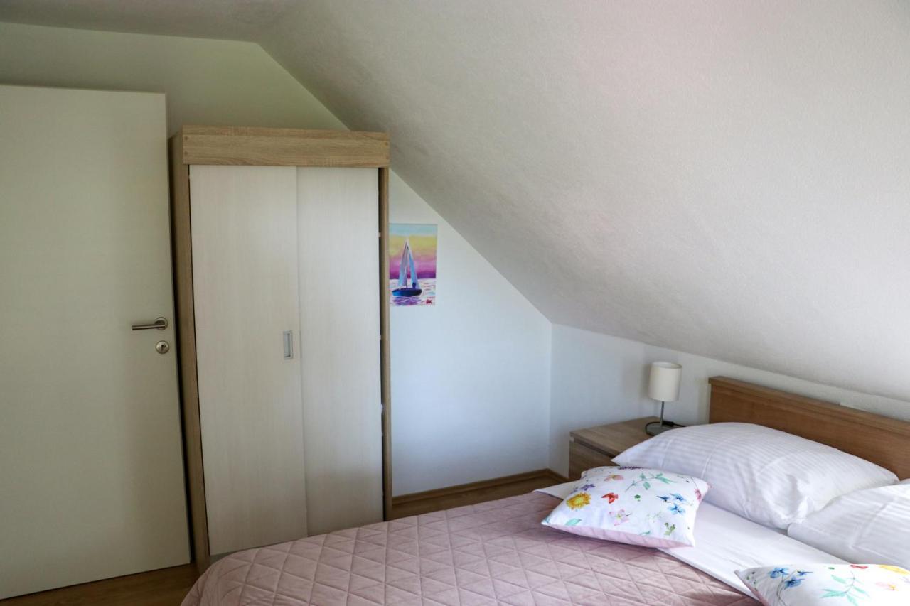 Apartment Filomena Smoljanac Bagian luar foto