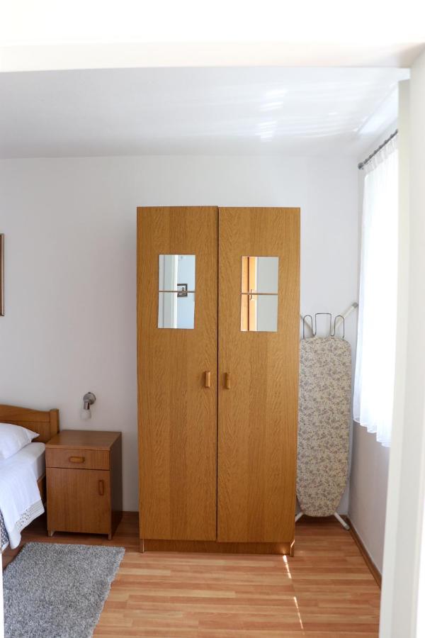 Apartment Filomena Smoljanac Bagian luar foto